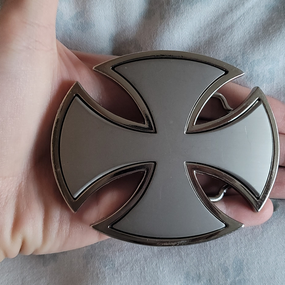 Silver Cross Belt Buckle